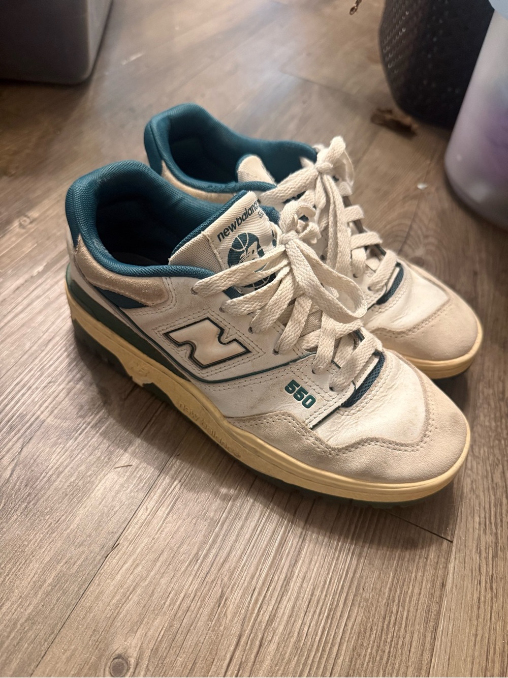 New Balance 550 boys size 5